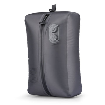 VacSpace Pro: Self-compressing Ziplock Bags Designed for Easy Organization of Clothing